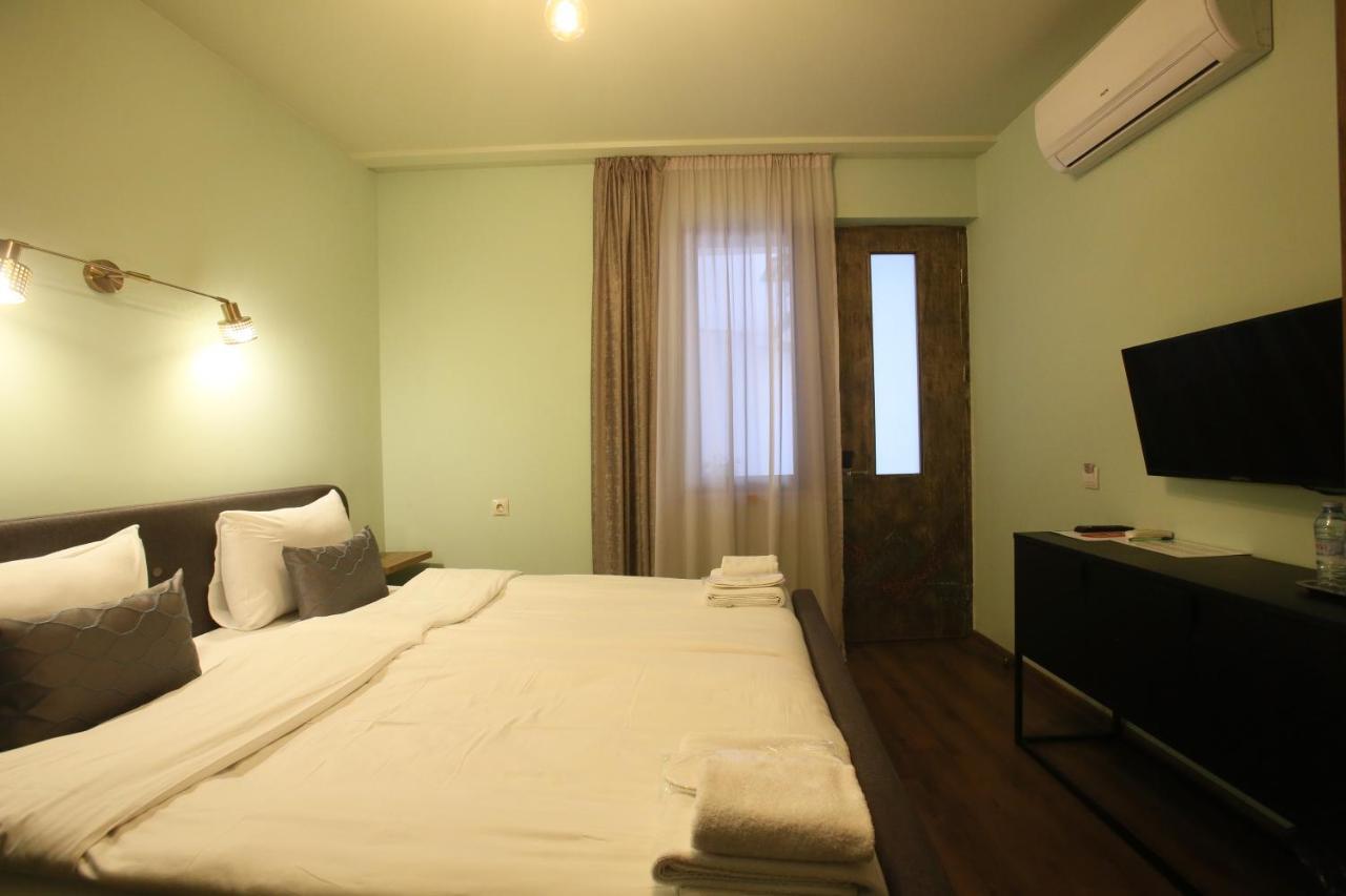 Boutique Kosher Hotel Tourfa Tbilisi Ngoại thất bức ảnh